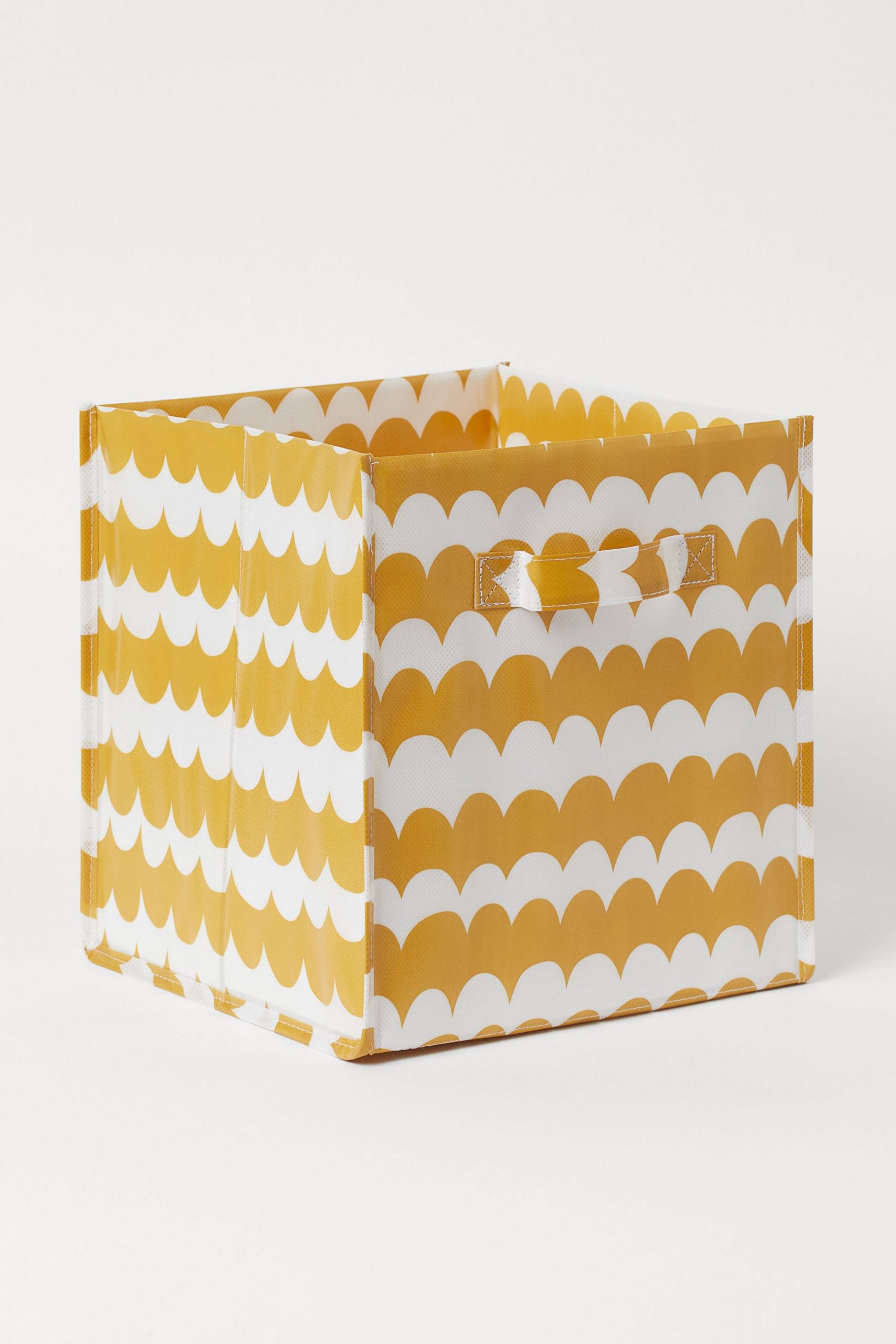 Storage box