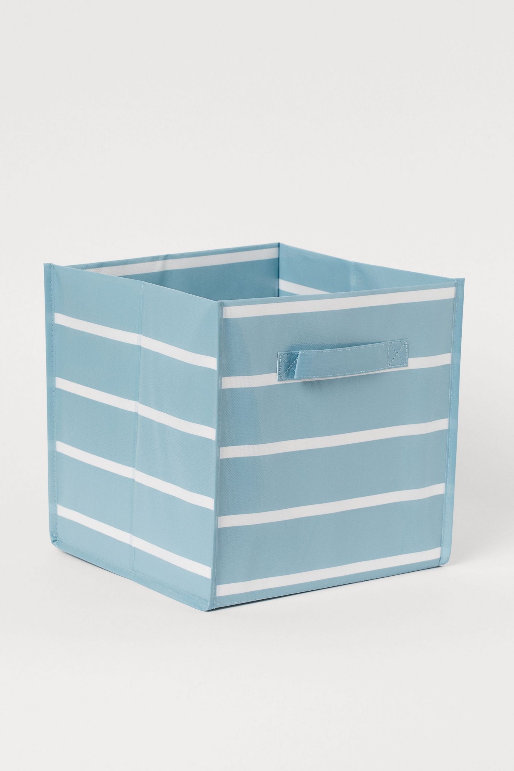 Storage box3